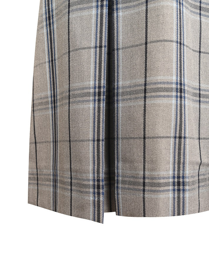 Pinafore